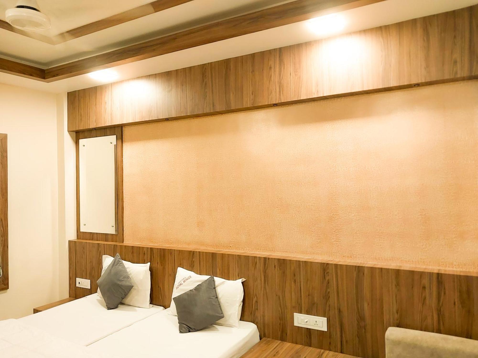 Hotel Royal Wings Elūr 외부 사진